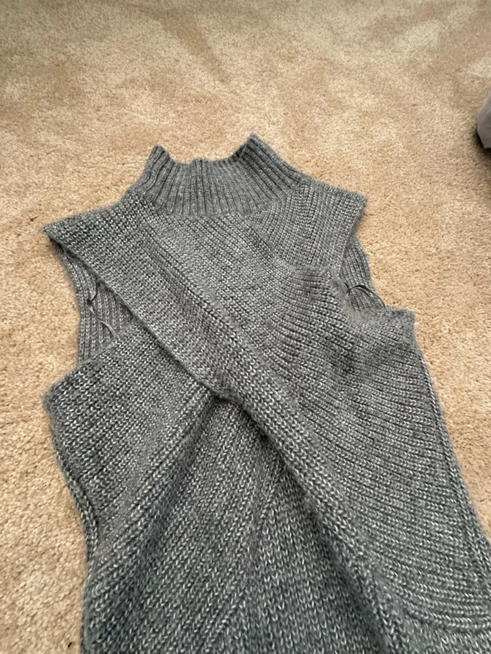 Express Gray Ribbed Mock-Neck Midi Dress - Picture 2 of 3